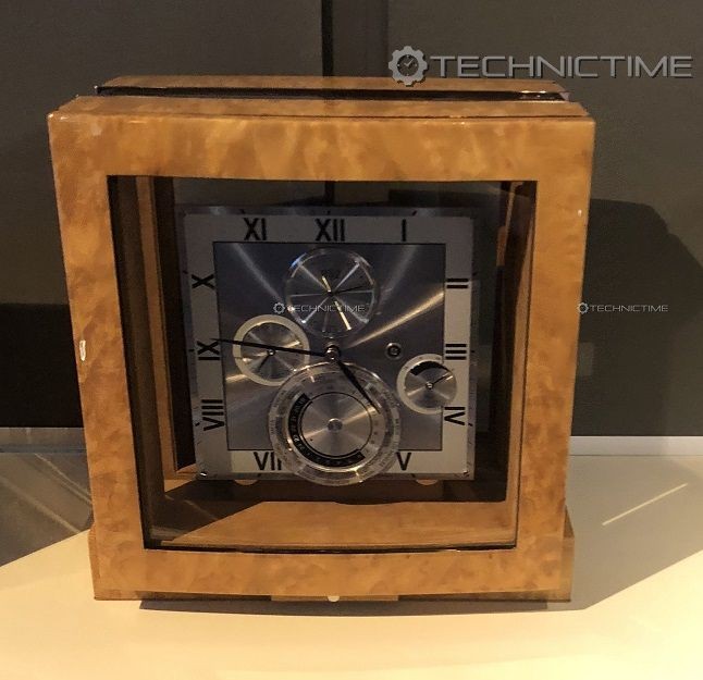 Часы PANTHEON WORLD TIME TOURBILLON. Производство Buben-Zorweg Германия. 