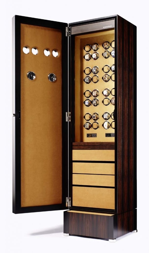 Buben-Zorweg COLLECTOR 32 DELUXE. Производство Германия. Шкаф для подзавода 32-х часов.  