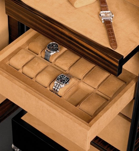 Buben-Zorweg COLLECTOR 32 DELUXE. Производство Германия. Шкаф для подзавода 32-х часов.  