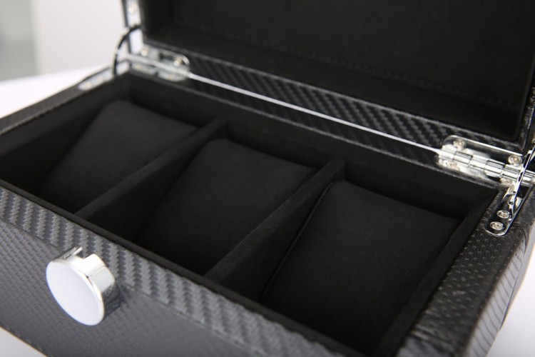 Benson Black Series 3 LWB.3 Carbon Fibre. Футляр для хранения 3-х часов. 