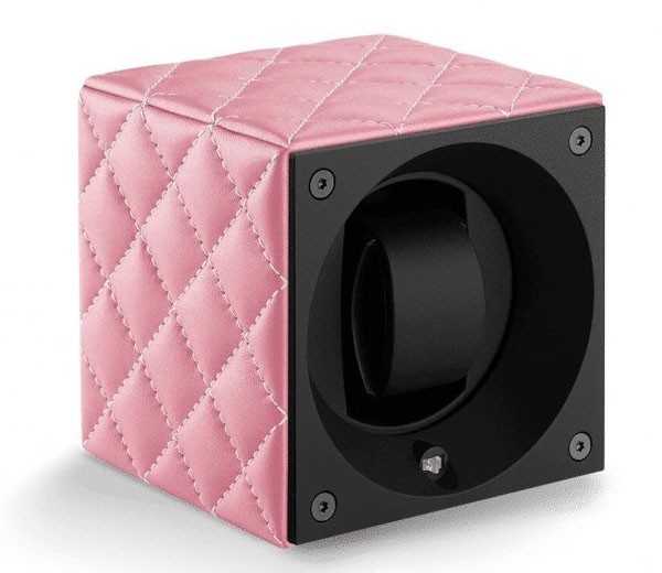 Masterbox collection. Masterbox Black Leather & Black stitches. Бокс для 1-х часов с автоподзаводом. Swiss Kubik, Швейцария.