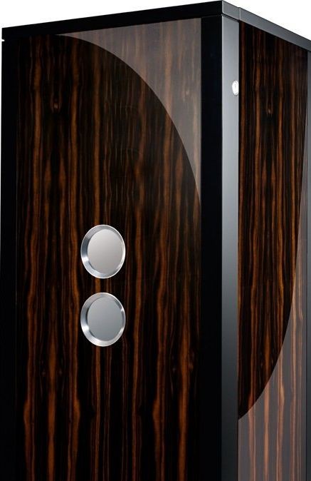 Buben-Zorweg COLLECTOR SAFE XL. Включает в себя сейф и систему подзавода часов. 
