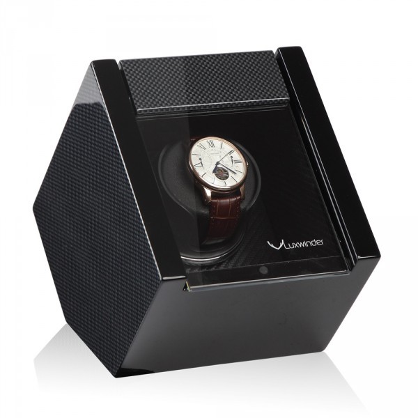 Серия Carat 1 carbon. Шкатулка для подзавода 1-х часов. Производство Luxwinder. 
