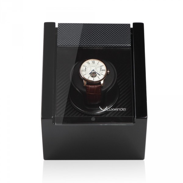 Серия Carat 1 carbon. Шкатулка для подзавода 1-х часов. Производство Luxwinder. 