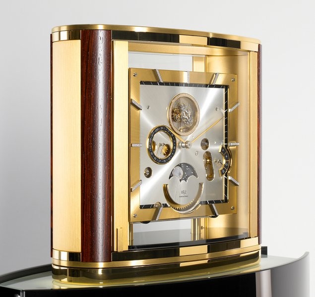 Часы и система для хранения FINE TIMEPIECE серия ELLIPSE от Buben-Zorweg Германия.  