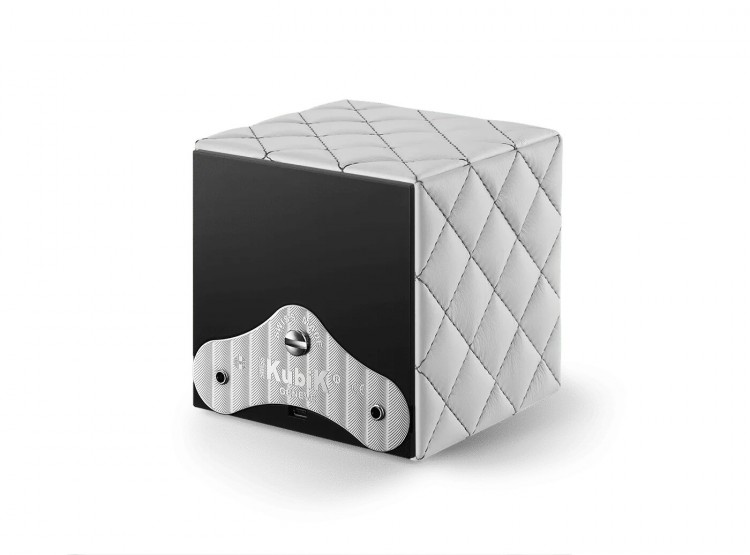 Masterbox collection. Masterbox Mat White Leather & Grey stitches. Бокс для 1-х часов с автоподзаводом. Swiss Kubik, Швейцария.