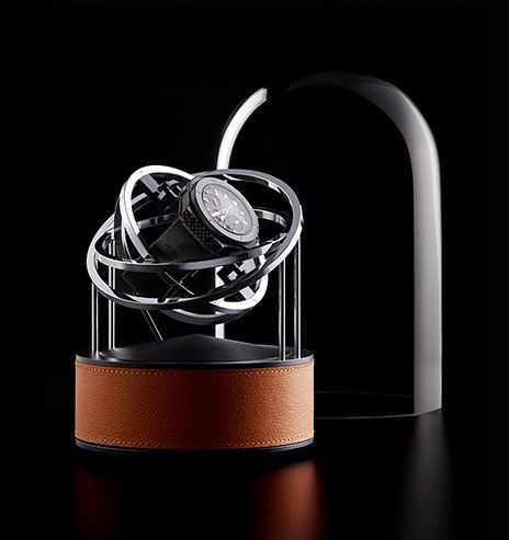 Planet Double-Axis Silver with leather base. Таймувер для автоподзавода 1-х часов. Bernard Favre (Швейцария).