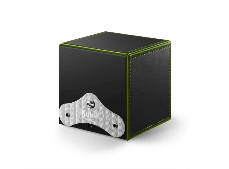 Masterbox collection. Masterbox Black Leather Green Edge & Stitches. Бокс для 1-х часов с автоподзаводом. Swiss Kubik, Швейцария.