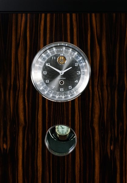 Buben-Zorweg Grand Collector. Включает в себя сейф, подзавод часов и часы.  