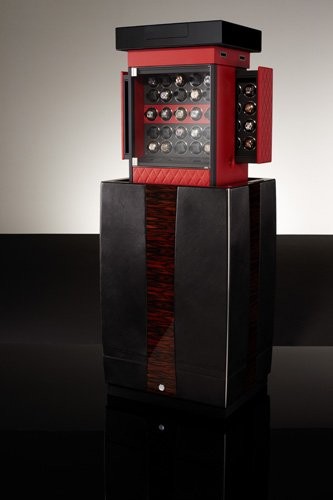 Сейф Buben-Zorweg X-007. Включает в себя систему подзавода часов и сейф. 