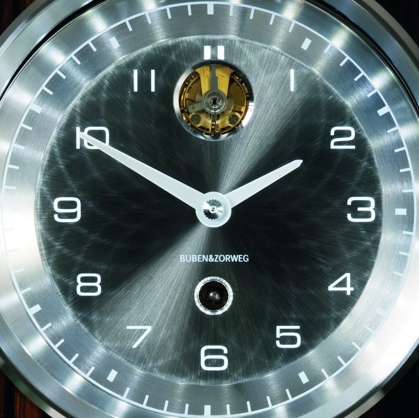 Buben-Zorweg Grand Collector XL. Включает в себя сейф, подзавод часов, часы и метеостанцию. 
