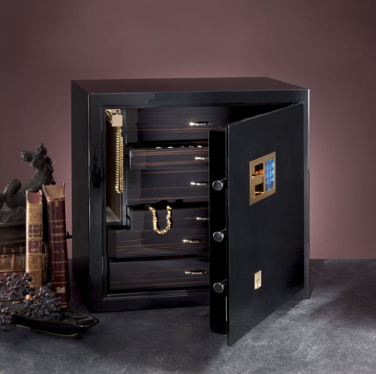 Арт. 913 NERO SEGRETO. Сейф для завода 3-х, 6-ти, 9-ти часов и хранения драгоценностей. Agresti Италия. 
